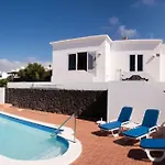 Casa Mcelroy Vila