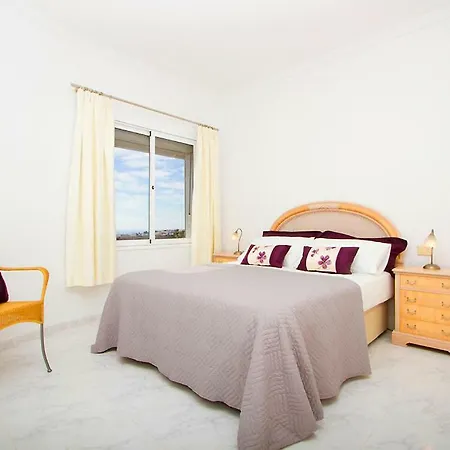 Casa Mcelroy * Tías